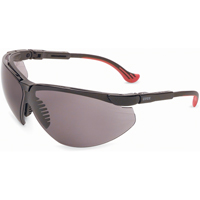 Lunettes de s&eacute;curit&eacute; Uvex Genesis avec lentilles HydroShield, Lentille Grise/fum&eacute;e, Antibu&eacute;e, R&eacute;pond ou surpasse la norme CSA Z94.3 D. Morneault & Fils