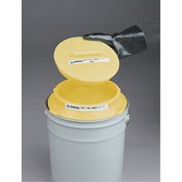 Poly-Pail Funnel - Cover D. Morneault & Fils
