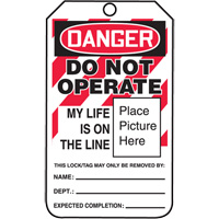 &eacute;tiquettes de verrouillage Do Not Operate Danger, Papier cartonn&eacute;, 3-1/4" la x 5-3/4" h, Anglais D. Morneault & Fils