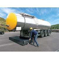 Berme Ultra-Tanker Berm, Capacit&eacute; 374 gal. US, 5' la x 10' lo x 12" h, Paroi en mousse D. Morneault & Fils