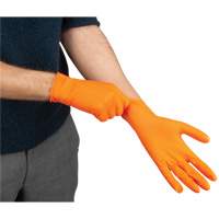 Gants d'examen de poids lourd &agrave; prise tactile, Grand, Nitrile, 8 mils, Sans poudre, Orange D. Morneault & Fils