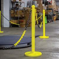 Bicolour Plastic Barrier Chain, Green/White D. Morneault & Fils