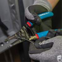 Klein-Kurve&reg; Wire Stripper & Cutter D. Morneault & Fils