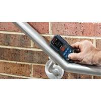 T&eacute;l&eacute;m&egrave;tre laser rouge connect&eacute; BLAZE, 0.0' - 165' (0.0 m - 50,2 m) Gamme de mesure, Num&eacute;rique (&eacute;lectronique) D. Morneault & Fils